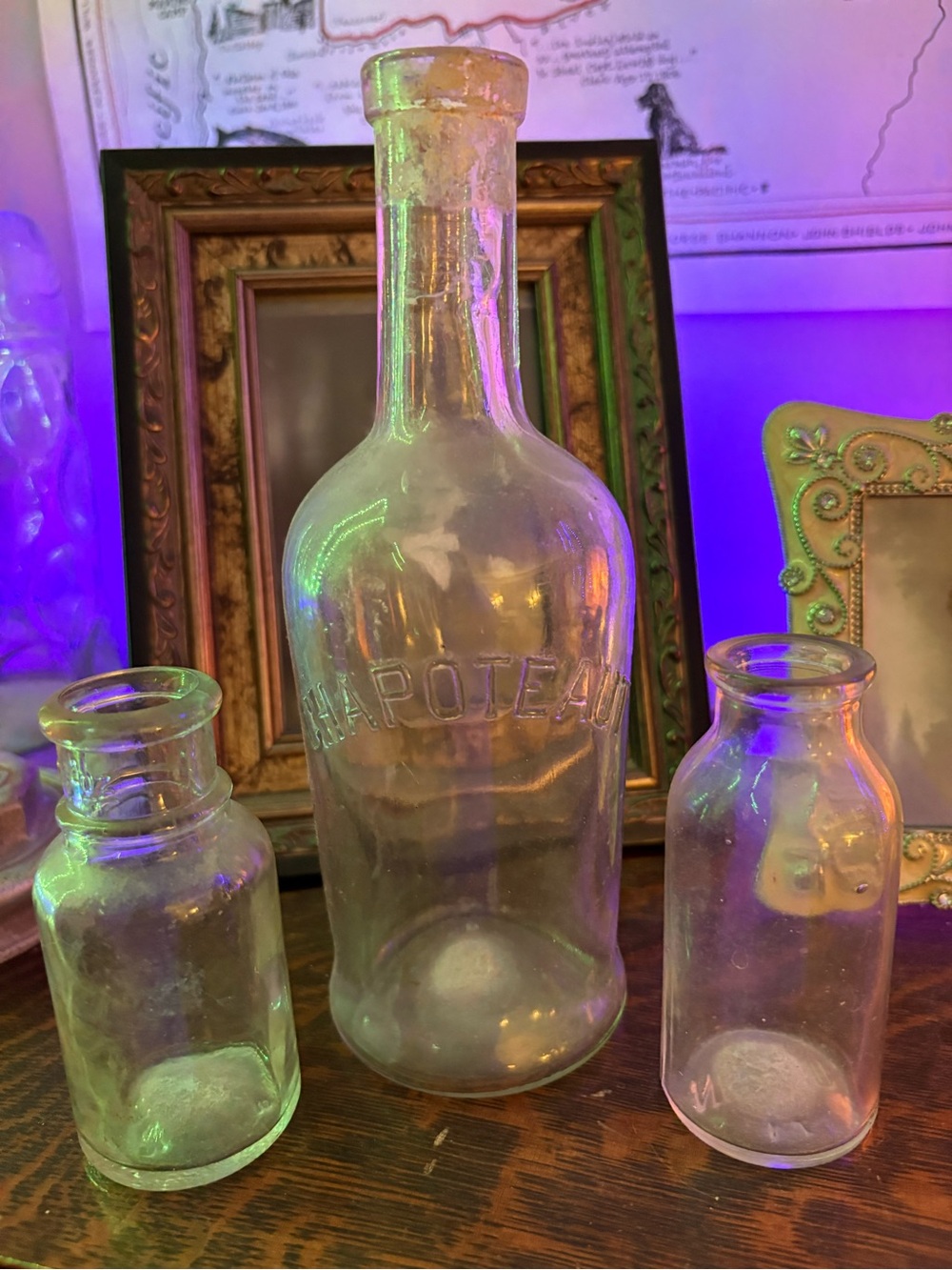 Antique Apothecary Medicine Bottles Lot Chapoteaut Upjohn Hazel Atlas